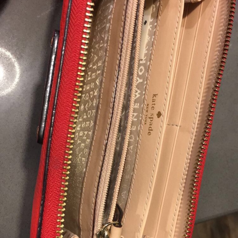 Kate Spade Wallet - Picture 2 of 3